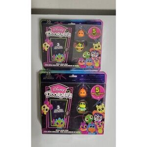 Disney Doorables neon glow packs